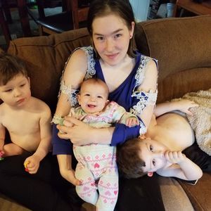 Meet your Posher, Angela